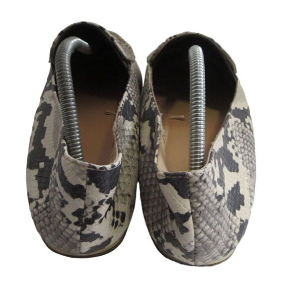 Express Snake Loafers Cream White Black Pointed Toe Slip On Womens Size 10 - Picture 3 of 7